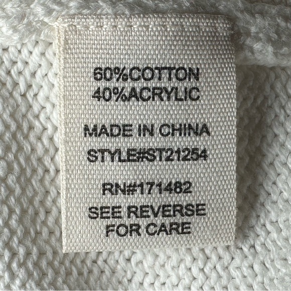 Moon & Madison Cream Sweater with US Flag - Picture 4 of 4